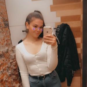 Meet your Posher, Gloria